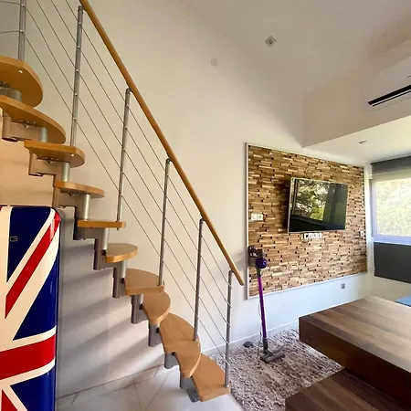 La Desirade * 아그